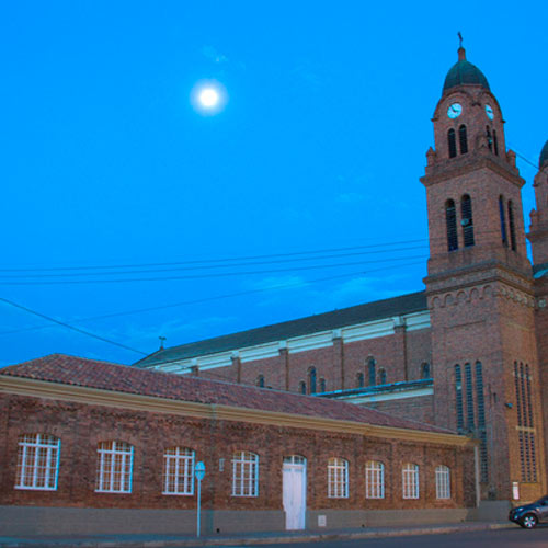 Iglesia Maria - Transporte de pasajeros empresarial - Transporte de pasajeros de Bogotá a Mosquera