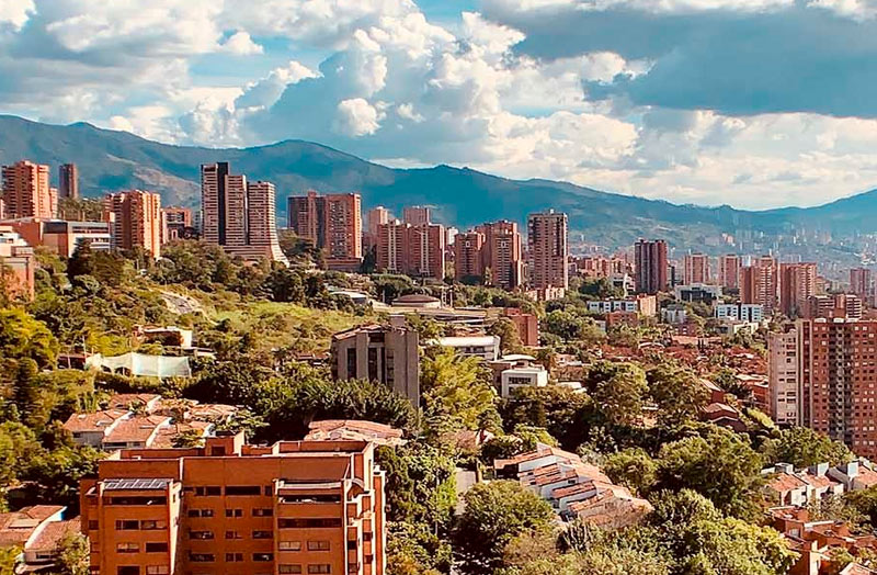 Transporte de Bogotá a Medellín x Manizales