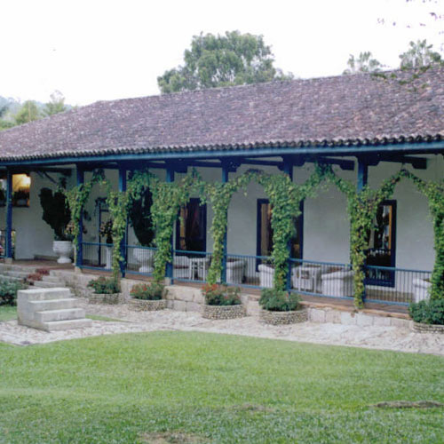 Silvania Casa de la Hacienda El Chocho - Transporte de pasajeros empresarial - Transporte de pasajeros de Bogotá a Silvania