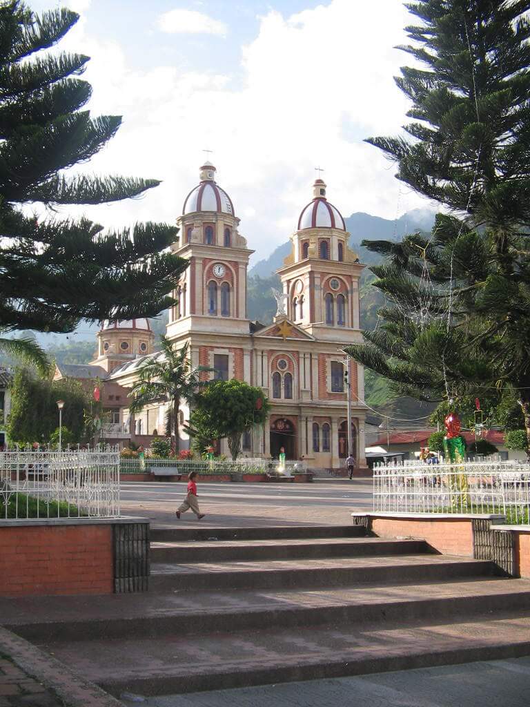 Transporte de Bogotá a Cajamarca, Tolima