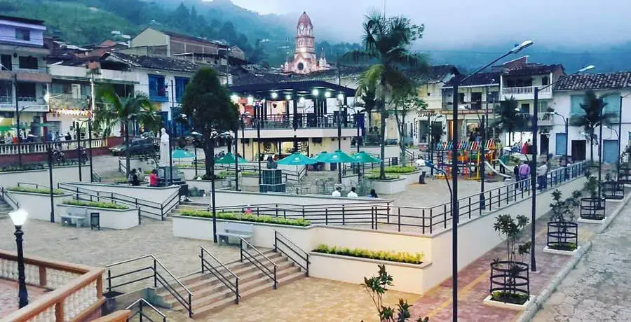 Transporte de Bogotá a Granada, Antioquia