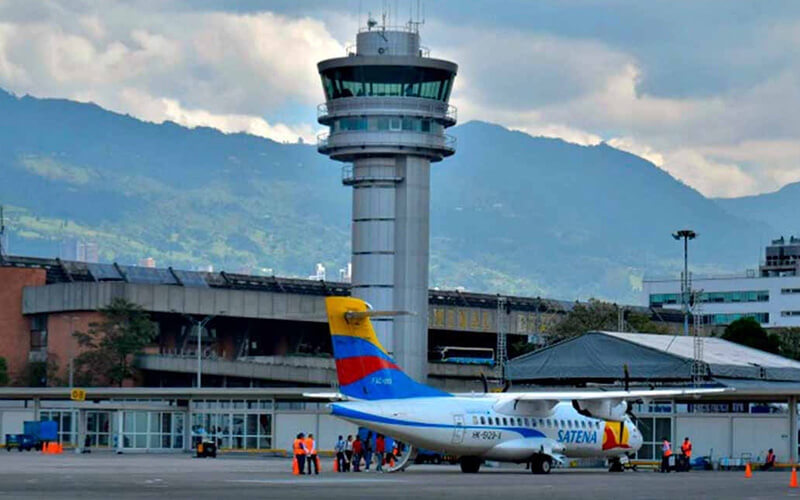Aeropuerto Enrique Olaya Herrera - Transporte de pasajeros empresarial - Traslados