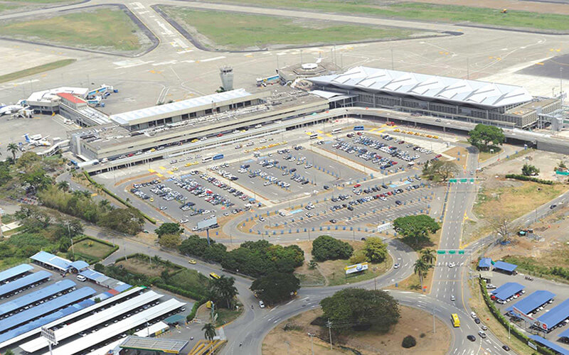 Aeropuerto Internacional Alfonso Bonilla Aragขn - Transporte de pasajeros empresarial - Aeropuerto Internacional Alfonso Bonilla Aragón