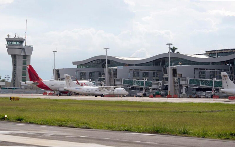 Aeropuerto Internacional Matecaคa 3 - Transporte de pasajeros empresarial - Aeropuerto Internacional Matecaña (3)